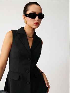 Reformation Billie Vest Black Tailored Button Front Waistcoat Size Medium